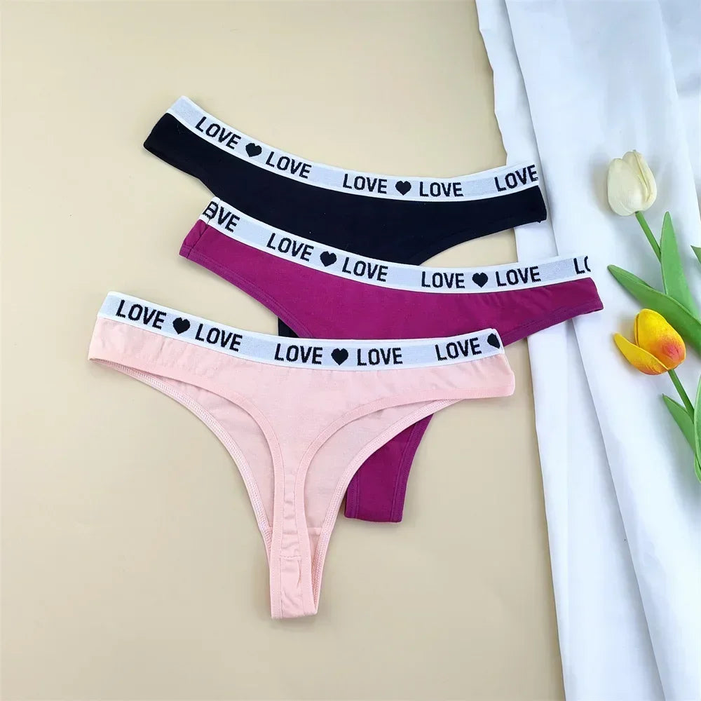 "Love Motif Cotton Thong Set™"