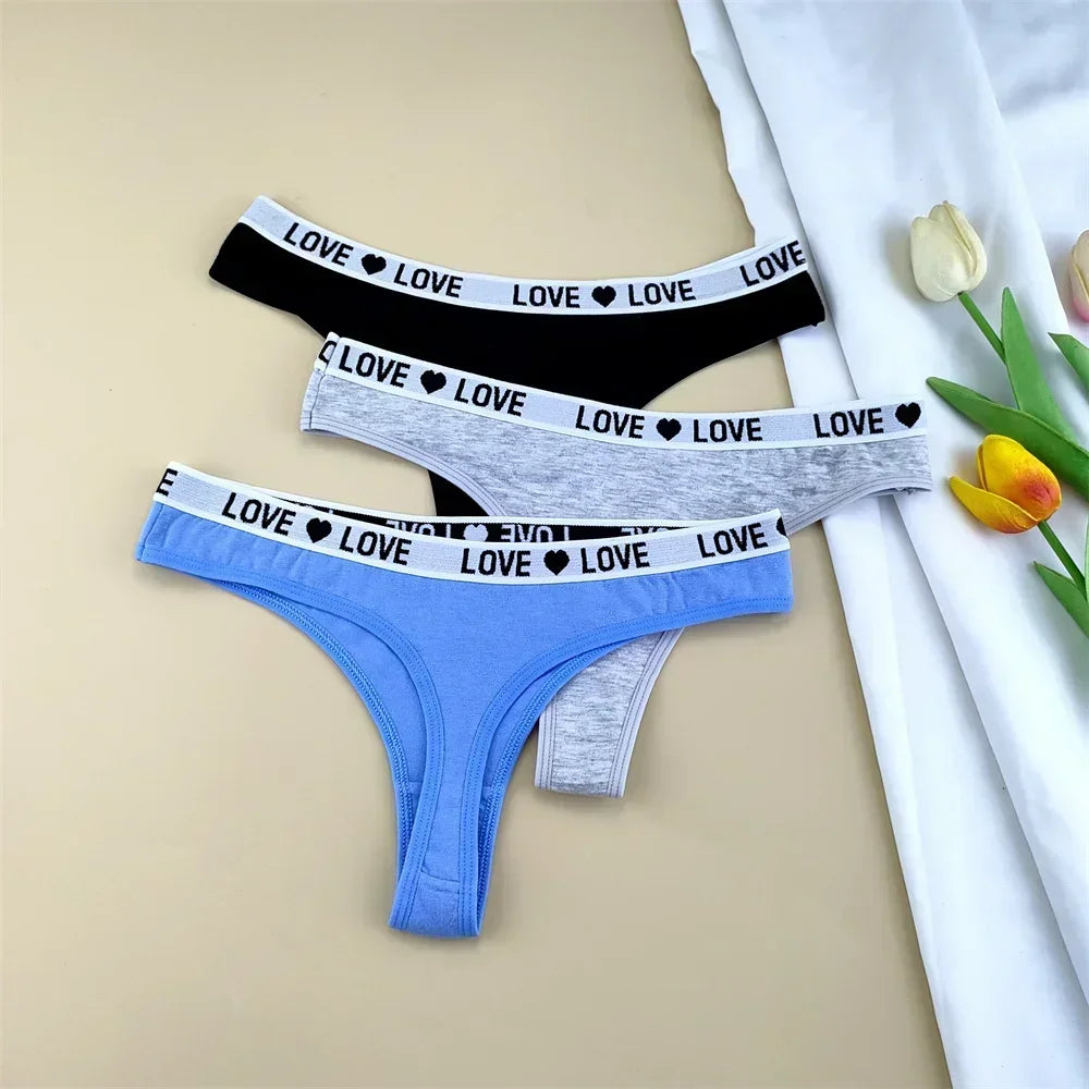 "Love Motif Cotton Thong Set™"