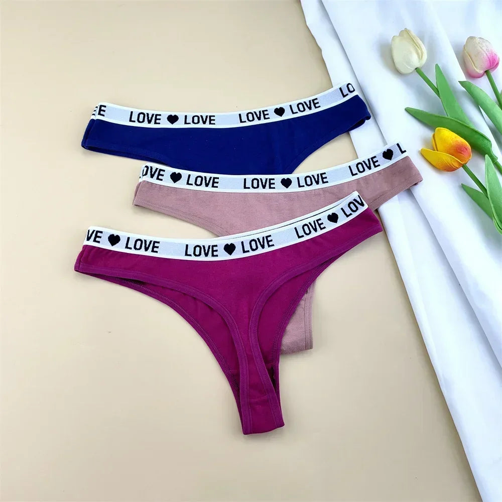 "Love Motif Cotton Thong Set™"